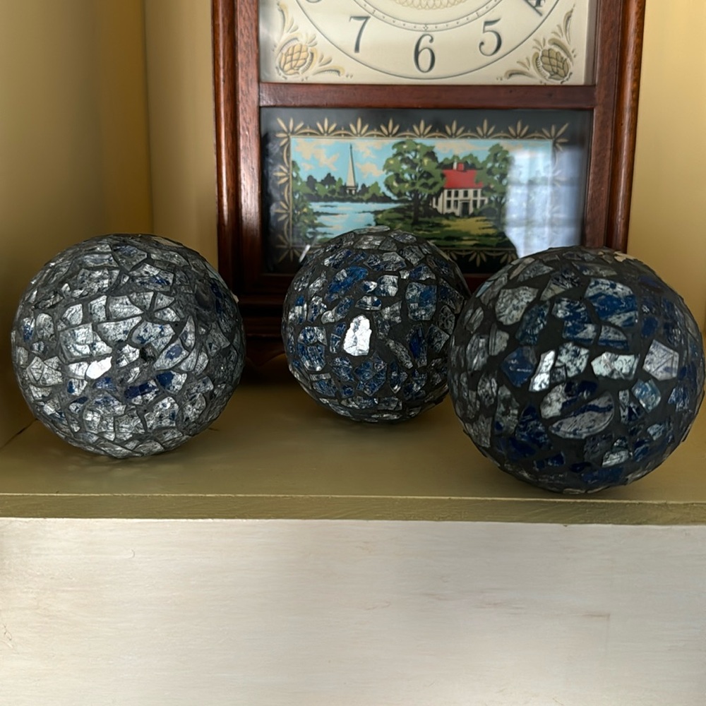 Decorative blue glass balls